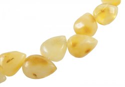 Beads made of drop-shaped amber stones