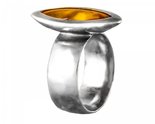 Ring made of silver and amber