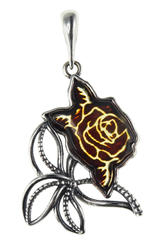 Серебряный кулон с янтарем «Роза»