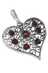 Срібний кулон з бурштиновими камінчиками «Серце»