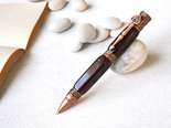 Pen decorated with amber SUV001020-001