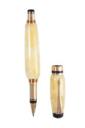 Pen decorated with amber SUV000977-001