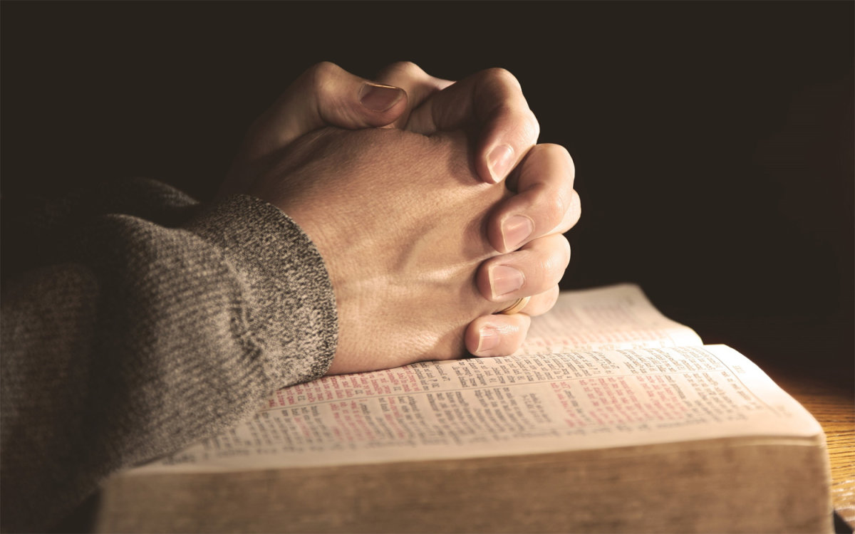 Молитва задержания от всякого зла: как правильно читать