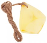 Light polished amber pendant (medicinal)