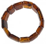 Bracelet made of cognac-colored amber stones