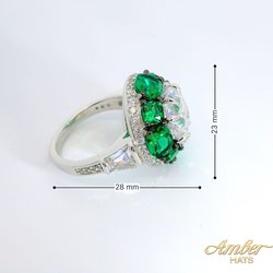 Artificial Emerald and Diamond Ring
