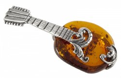 Кулон из серебра и янтаря «Гитара»