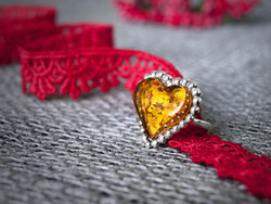 Silver ring with amber stone “Heart”
