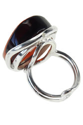 Срібний перстень з вишневим бурштином «Стелла»