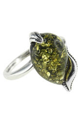 Серебряное кольцо с камнем янтаря «Роса на листве»