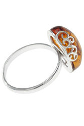 Серебряное кольцо с янтарем «Доливерия»