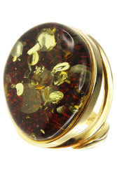 Кольцо с камнем янтаря в серебряной оправе «Бритни»
