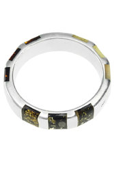 Срібний перстень з бурштиновими вставками «Стайл»