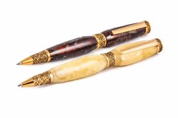 Кулькова ручка з бурштину