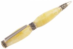 Кулькова ручка з пластин бурштину