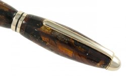 Кулькова ручка з бурштину