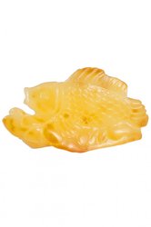 Сувенір з бурштину з різьбленням «Золота рибка»