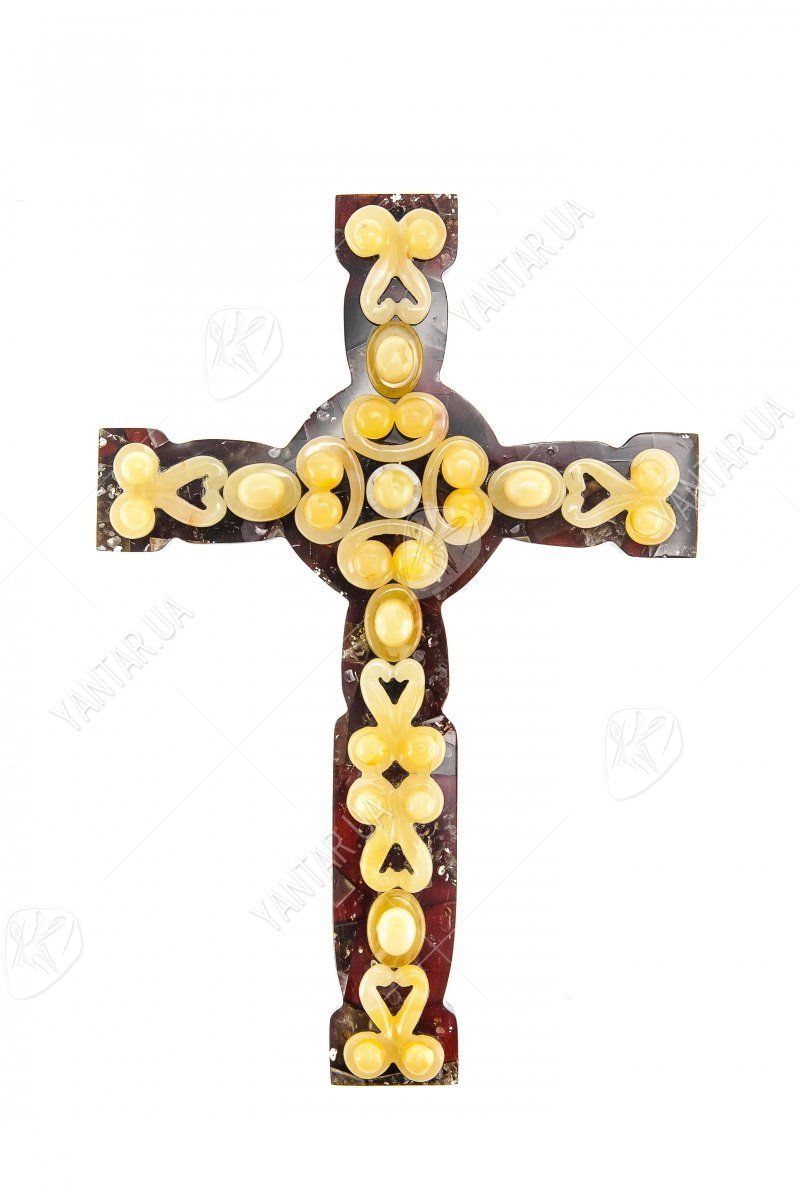 Настенный крест из пластин янтаря